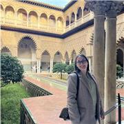 Graduada en Educación Primaria, con experiencia en clases particulares para diferentes edades con niños de Primaria y bachillerato